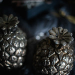 Load image into Gallery viewer, Vintage Pineapple S&amp;P Shakers
